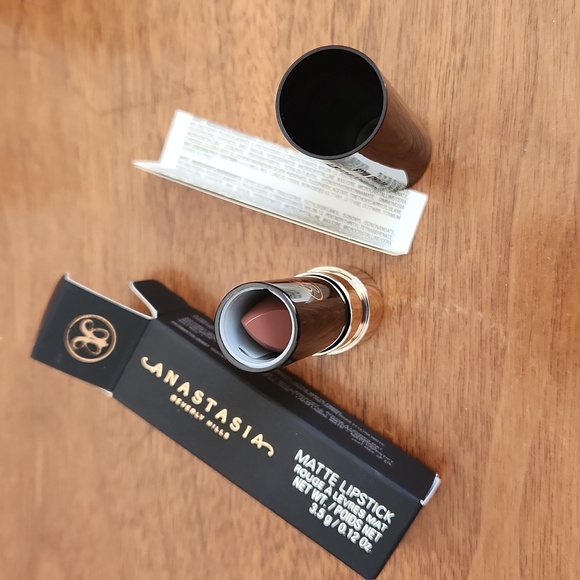 Anastasia Beverly Hills Pink and Brown Matte Lipstick - Picture 3 of 4